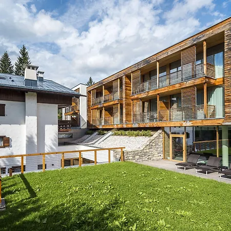 Hotel Lajadira & Spa-3
